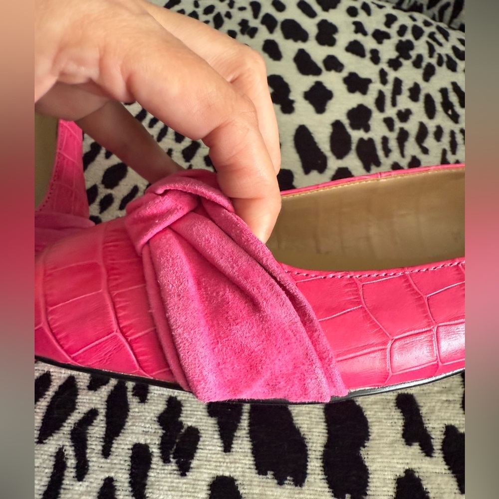 Hot Pink Croc-Embossed Talbots Women's Loafers Size 8M - Picture 2 of 14